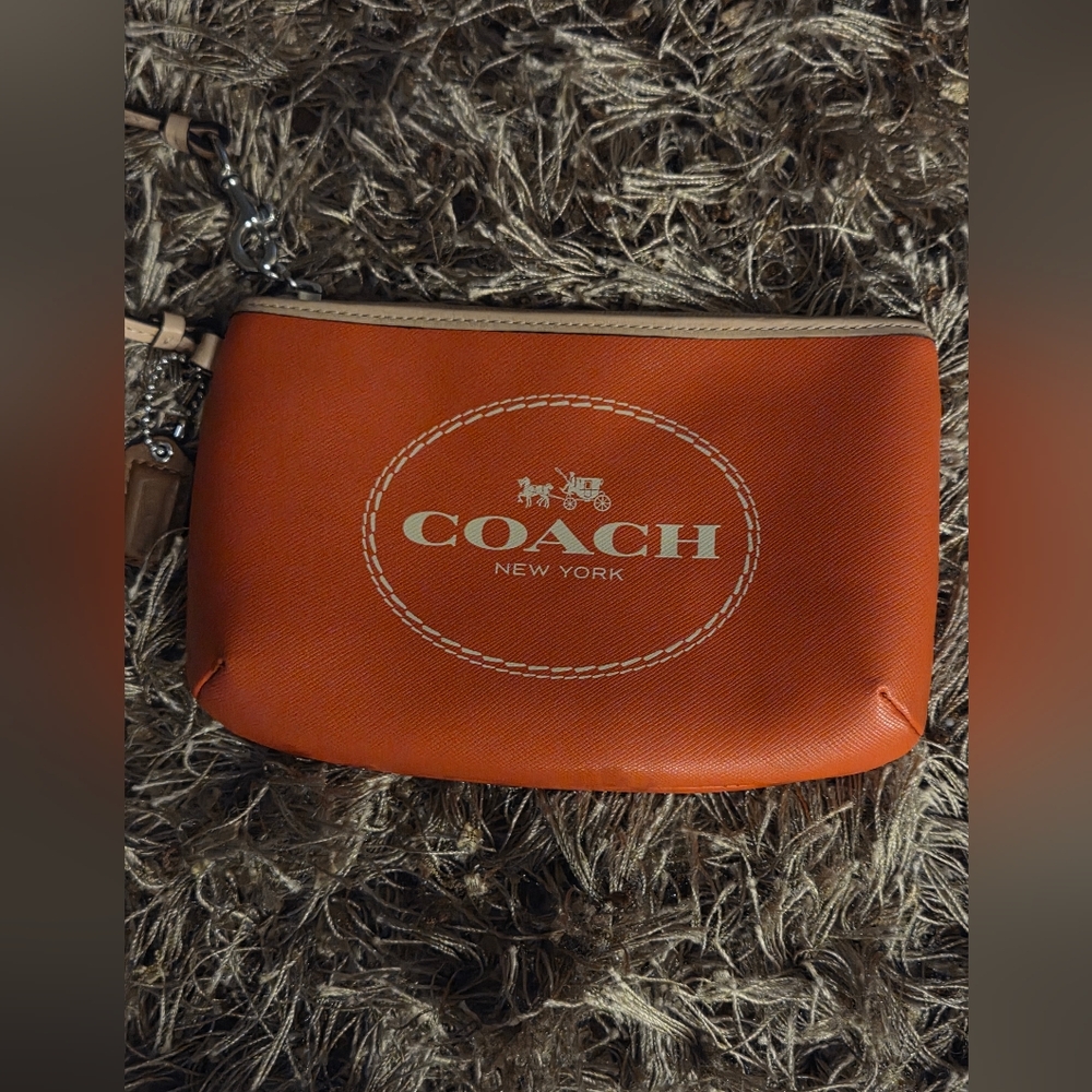 COACH Horse and Carriage Wristlet - Picture 2 of 6